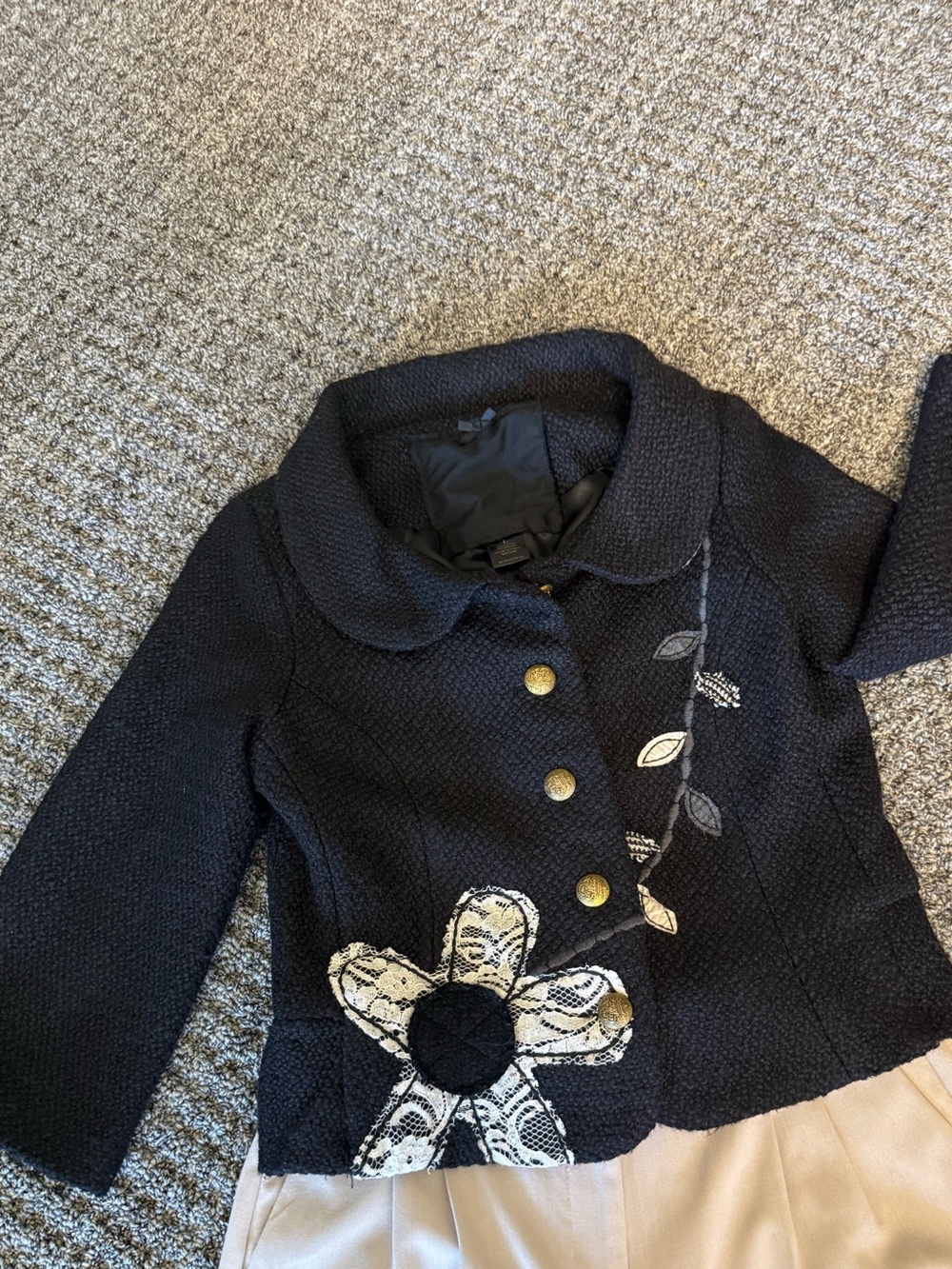 “One of a kind” beautiful blazer in black boule